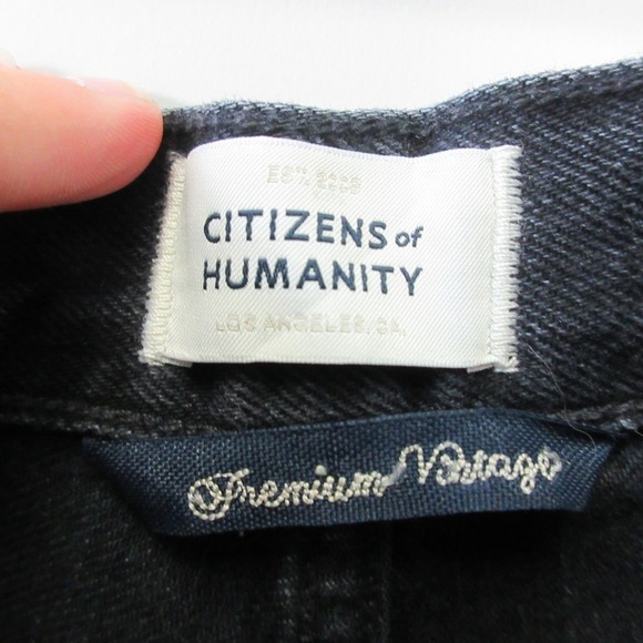 Citizens of Humanity Emery Crop Jeans Women 28 Black 100% Cotton Distressed 612 - Picture 3 of 16